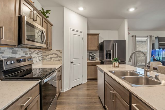 2038 Croton Avenue, Royse City, TX 75189