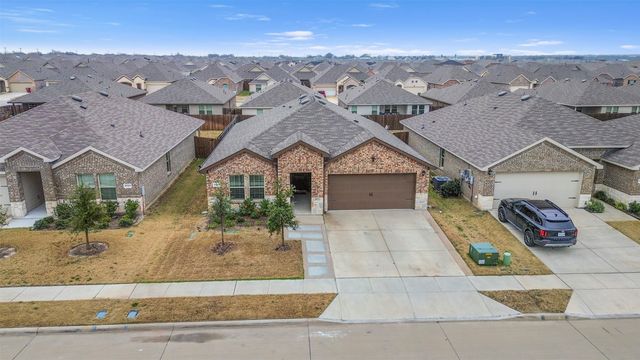 2038 Croton Avenue, Royse City, TX 75189