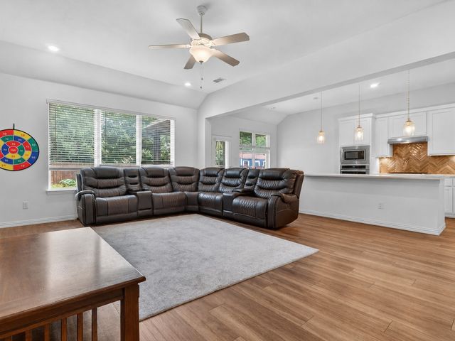 1624 Pavin Lane, Fort Worth, TX 76052