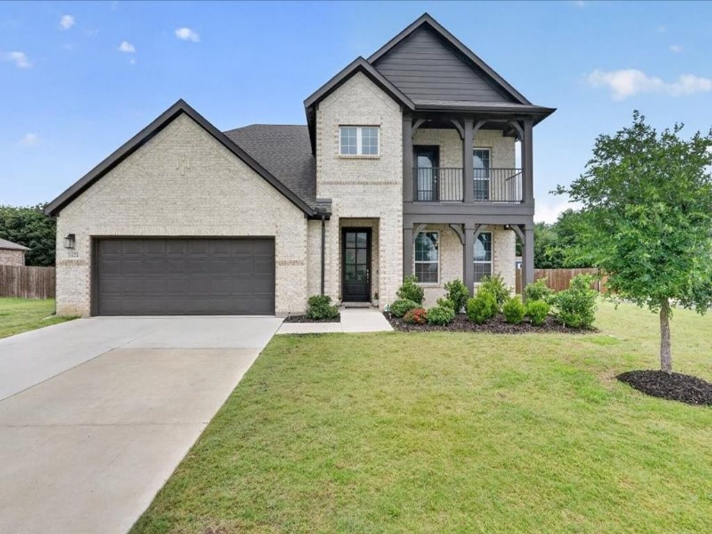 1624 Pavin Lane, Fort Worth, TX 76052