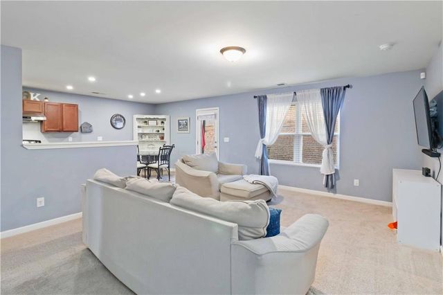 1562 Pointe South Circle, Bethlehem, GA 30620