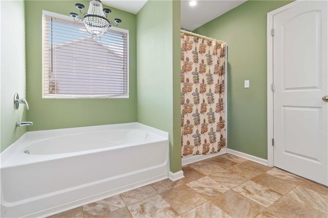 1562 Pointe South Circle, Bethlehem, GA 30620