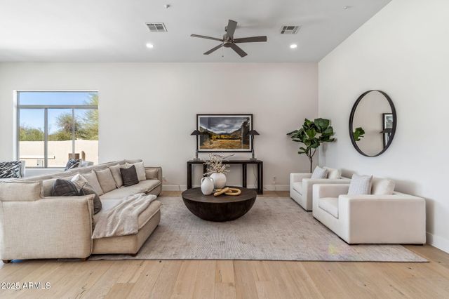 19910 N 84TH Street, Scottsdale, AZ 85255