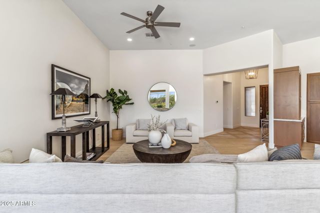 19910 N 84TH Street, Scottsdale, AZ 85255