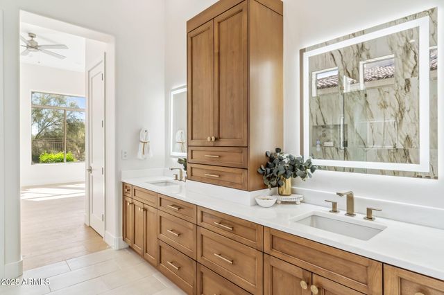 19910 N 84TH Street, Scottsdale, AZ 85255