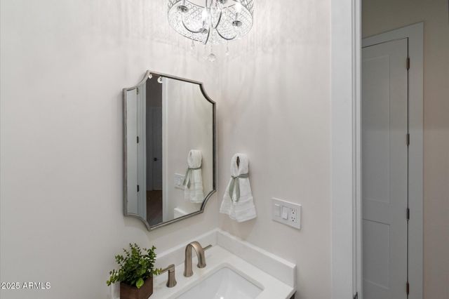 19910 N 84TH Street, Scottsdale, AZ 85255