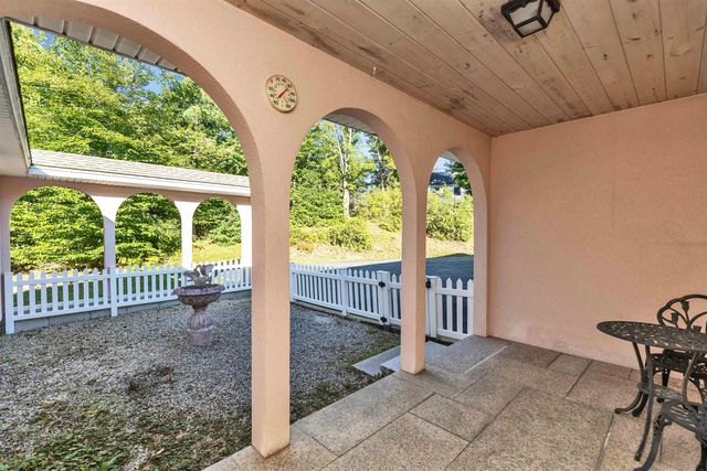 20 Ridgecrest Road, Jaffrey, NH 03452