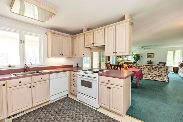 20 Ridgecrest Road, Jaffrey, NH 03452