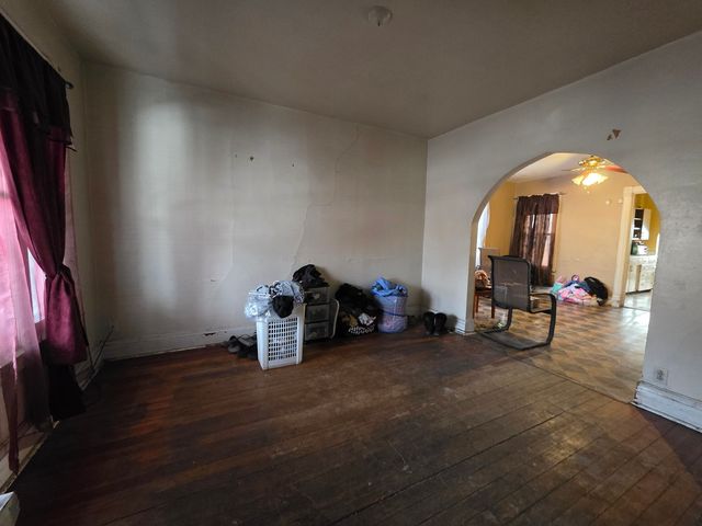 18 E 24th Street, Chicago Heights, IL 60411