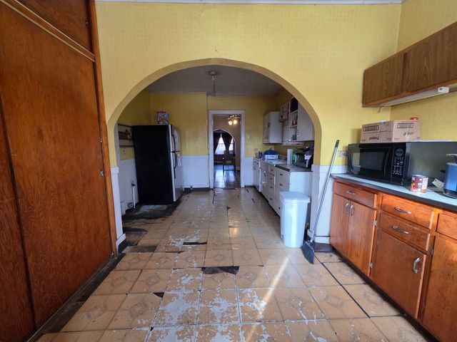 18 E 24th Street, Chicago Heights, IL 60411