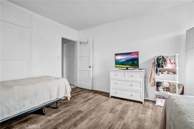 856 E Mcfadden Avenue, Santa Ana, CA 92707