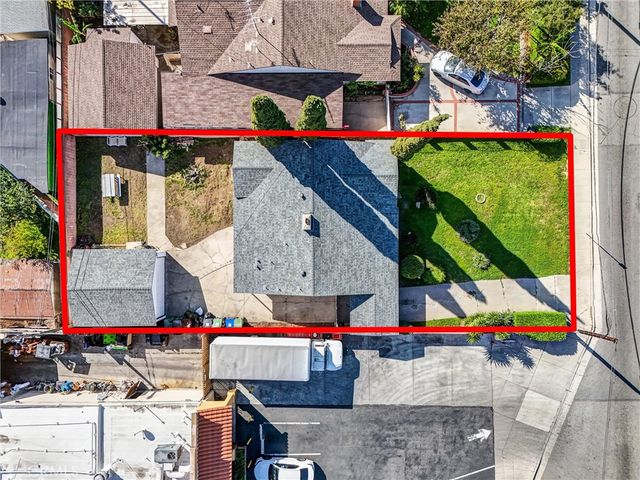 856 E Mcfadden Avenue, Santa Ana, CA 92707