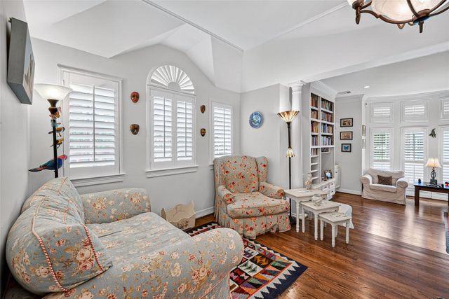 5202 Sagecircle Street S, Houston, TX 77056
