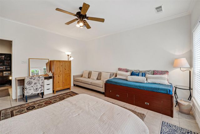 5202 Sagecircle Street S, Houston, TX 77056