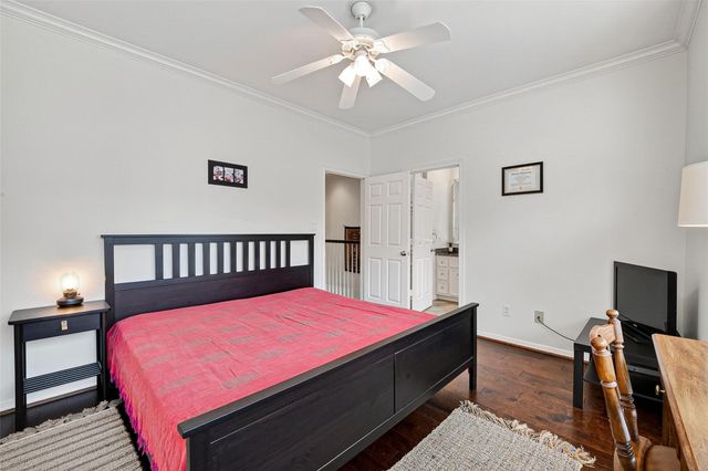 5202 Sagecircle Street S, Houston, TX 77056