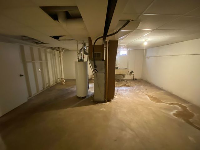 2221 Denver Drive, Rockford, IL 61108