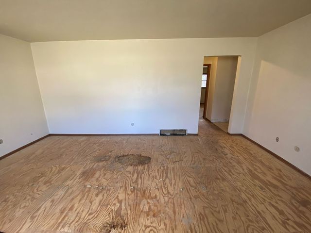 2221 Denver Drive, Rockford, IL 61108