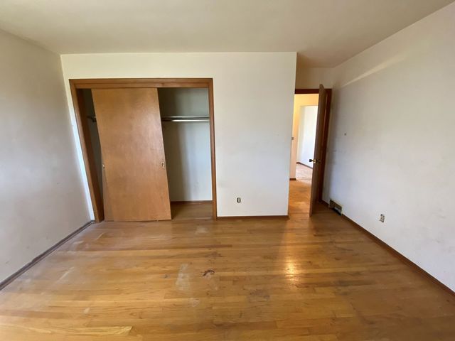 2221 Denver Drive, Rockford, IL 61108