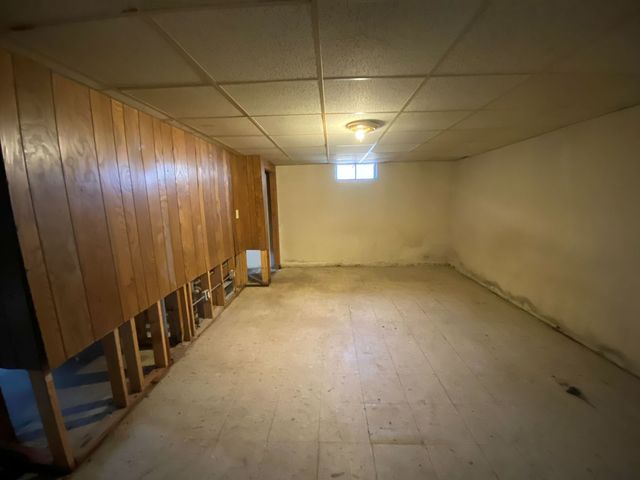 2221 Denver Drive, Rockford, IL 61108