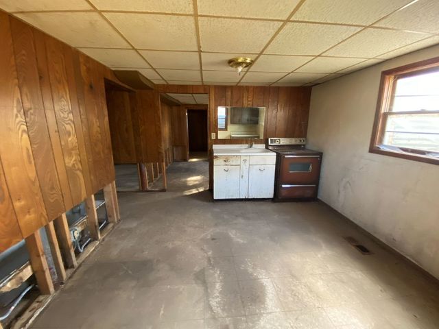 2221 Denver Drive, Rockford, IL 61108