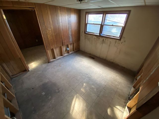 2221 Denver Drive, Rockford, IL 61108