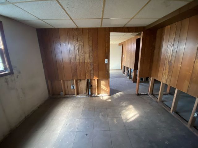 2221 Denver Drive, Rockford, IL 61108