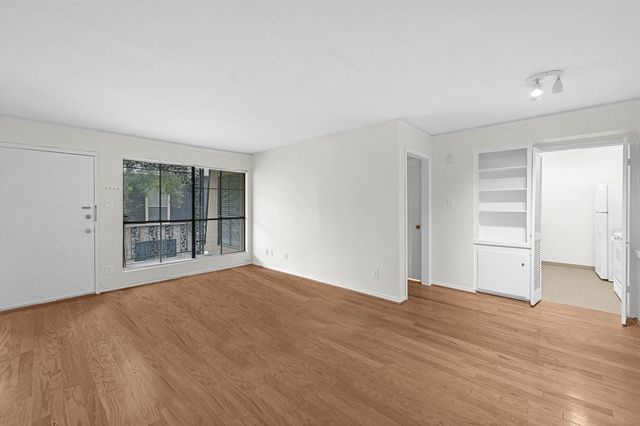 800 Post Oak Boulevard 31, Houston, TX 77056