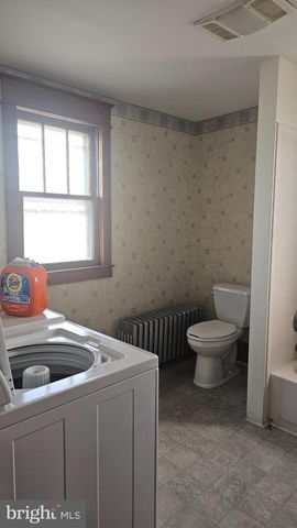 101 N BROADWAY, Pennsville, NJ 08070
