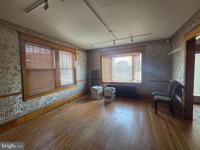 101 N BROADWAY, Pennsville, NJ 08070