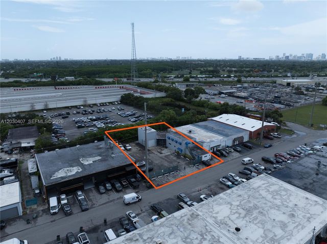 2930 NW 17th Terrace, Oakland Park, FL 33311