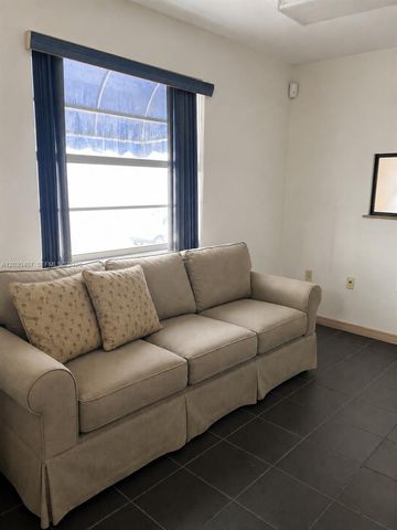 2930 NW 17th Terrace, Oakland Park, FL 33311