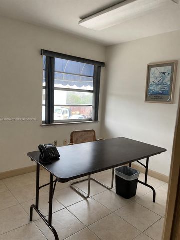 2930 NW 17th Terrace, Oakland Park, FL 33311