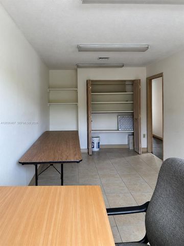 2930 NW 17th Terrace, Oakland Park, FL 33311