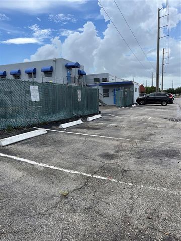 2930 NW 17th Terrace, Oakland Park, FL 33311