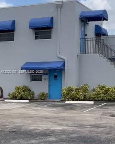 2930 NW 17th Terrace, Oakland Park, FL 33311