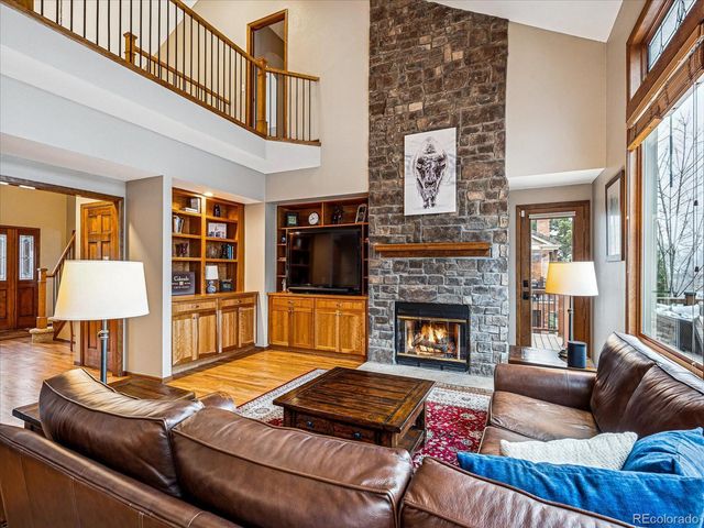 6043 S Geneva Court, Englewood, CO 80111