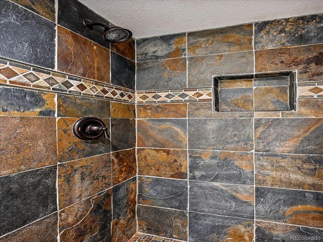 6043 S Geneva Court, Englewood, CO 80111