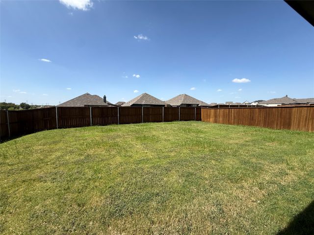 205 Reliance Road, Godley, TX 76044