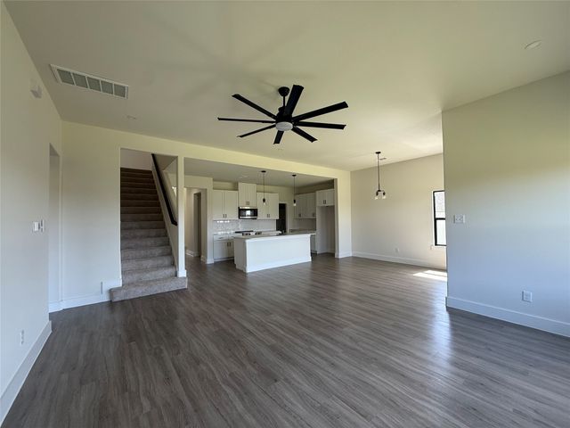 205 Reliance Road, Godley, TX 76044