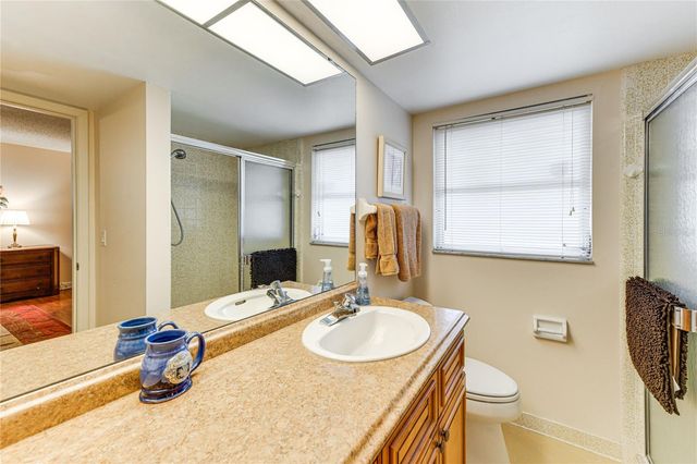 5008 MEDALIST ROAD, Sarasota, FL 34243