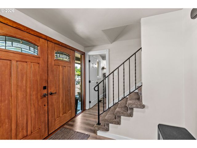 3835 WINSLOW Ave, Springfield, OR 97477