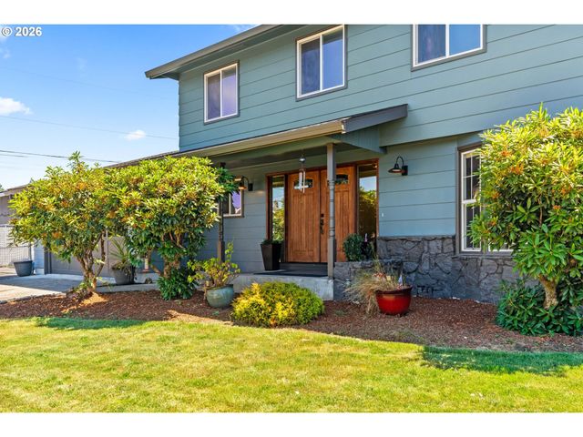 3835 WINSLOW Ave, Springfield, OR 97477