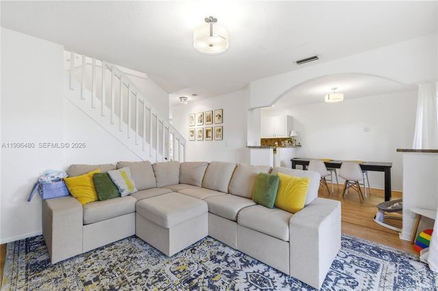 2817 NW 99th Ter, Sunrise, FL 33322