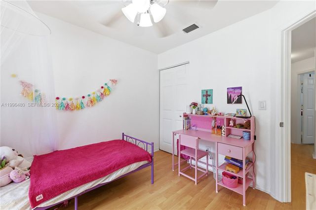 2817 NW 99th Ter, Sunrise, FL 33322