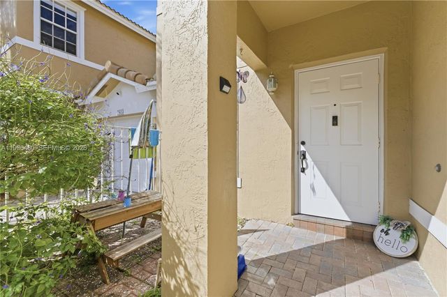 2817 NW 99th Ter, Sunrise, FL 33322