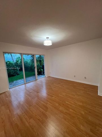 2817 NW 99th Ter, Sunrise, FL 33322