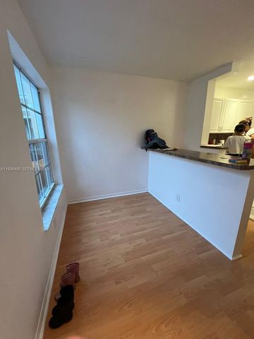 2817 NW 99th Ter, Sunrise, FL 33322