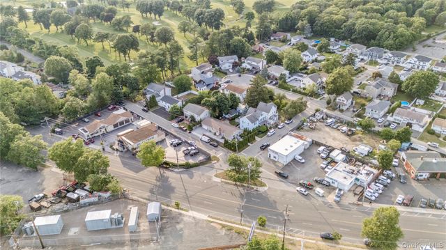36 Richmond Street, Syosset, NY 11791