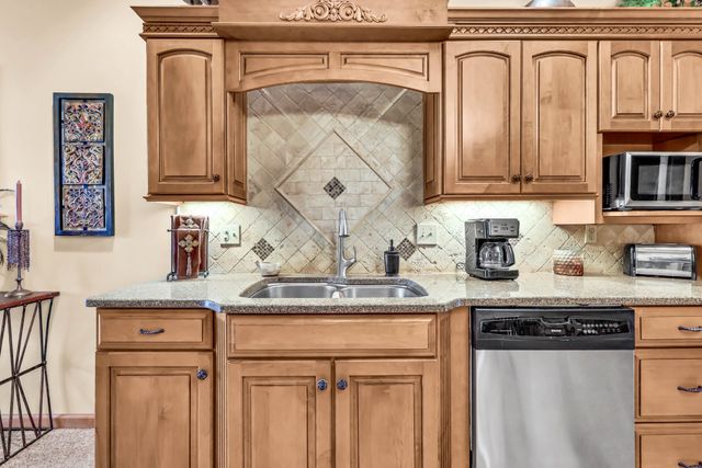 115 Mostly Locust Dr, Buchanan, TN 38222