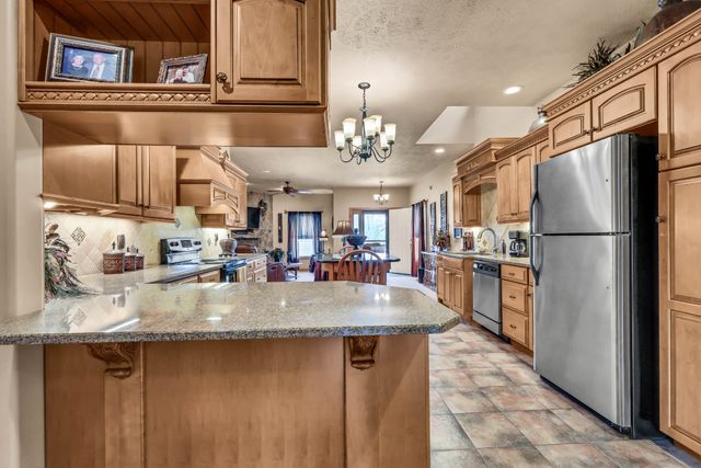 115 Mostly Locust Dr, Buchanan, TN 38222